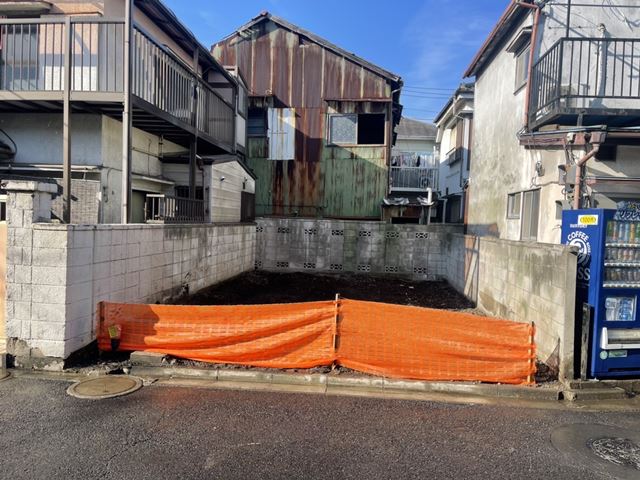 木造二階建て解体工事(東京都葛飾区堀切)　工事中の様子です。